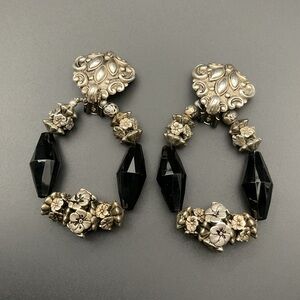 Vintage Black Bead and Silver Tone Adjustable Clip On Earrings